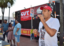 Dia do Basta reúne  trabalhadores e população na Praça Ipiranga  